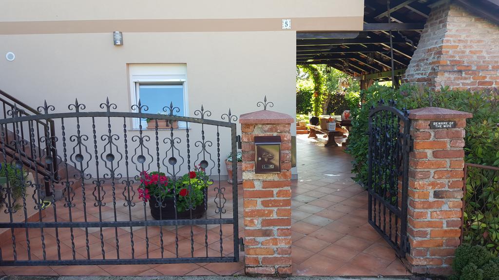 Apartmani Tuheljske Tuheljske Toplice Exterior foto